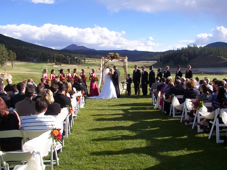 Wedding Ceremonies: Your “How down” or “Show down”