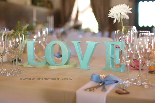 Cairey & Neil: Pretty Farm Wedding
