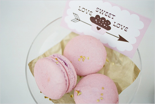 Holy Mmmacaroons! { Elegant Eye Candy }