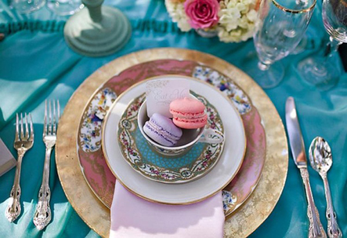 Holy Mmmacaroons! { Elegant Eye Candy }