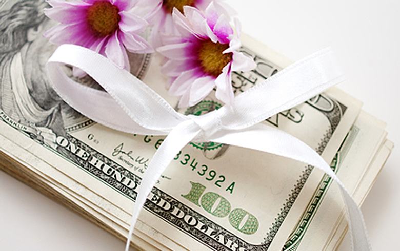 6 Ways to Save Money on Flowers
