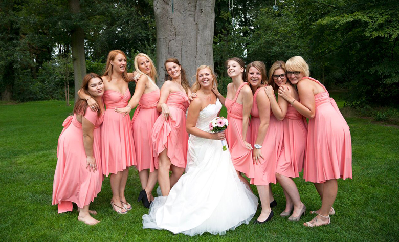 Bridesmaids Dresses: The ONE Dress that makes all your Bridesmaids look and feel good!